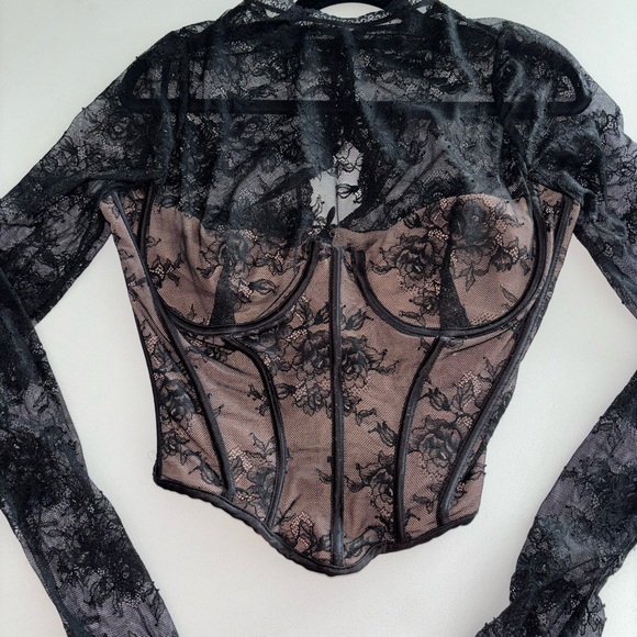 House of CB Black Lace Long Sleeve Corset Top - Picture 3 of 5